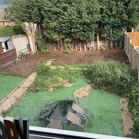 Crowthorne House, Beautiful 3 Bedroom Home For Upto 8 Guests, With Sofa Bed Cul-De-Sac With Private Driveway Nottingham Eksteriør bilde